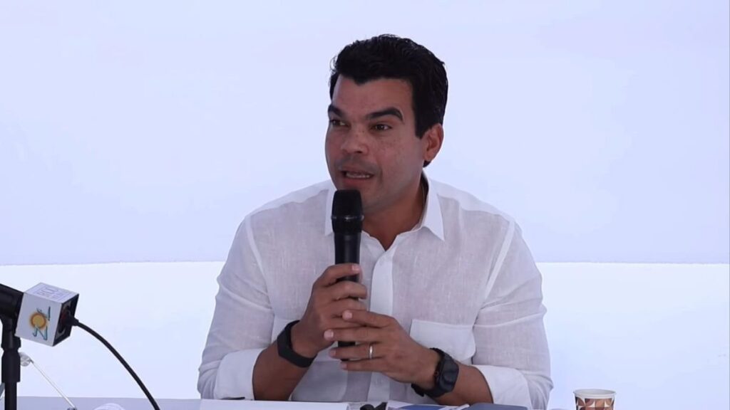 Wellington Arnaud: “El posicionamiento lo da la cercanía con el territorio, lo demás es truco de cámara”
